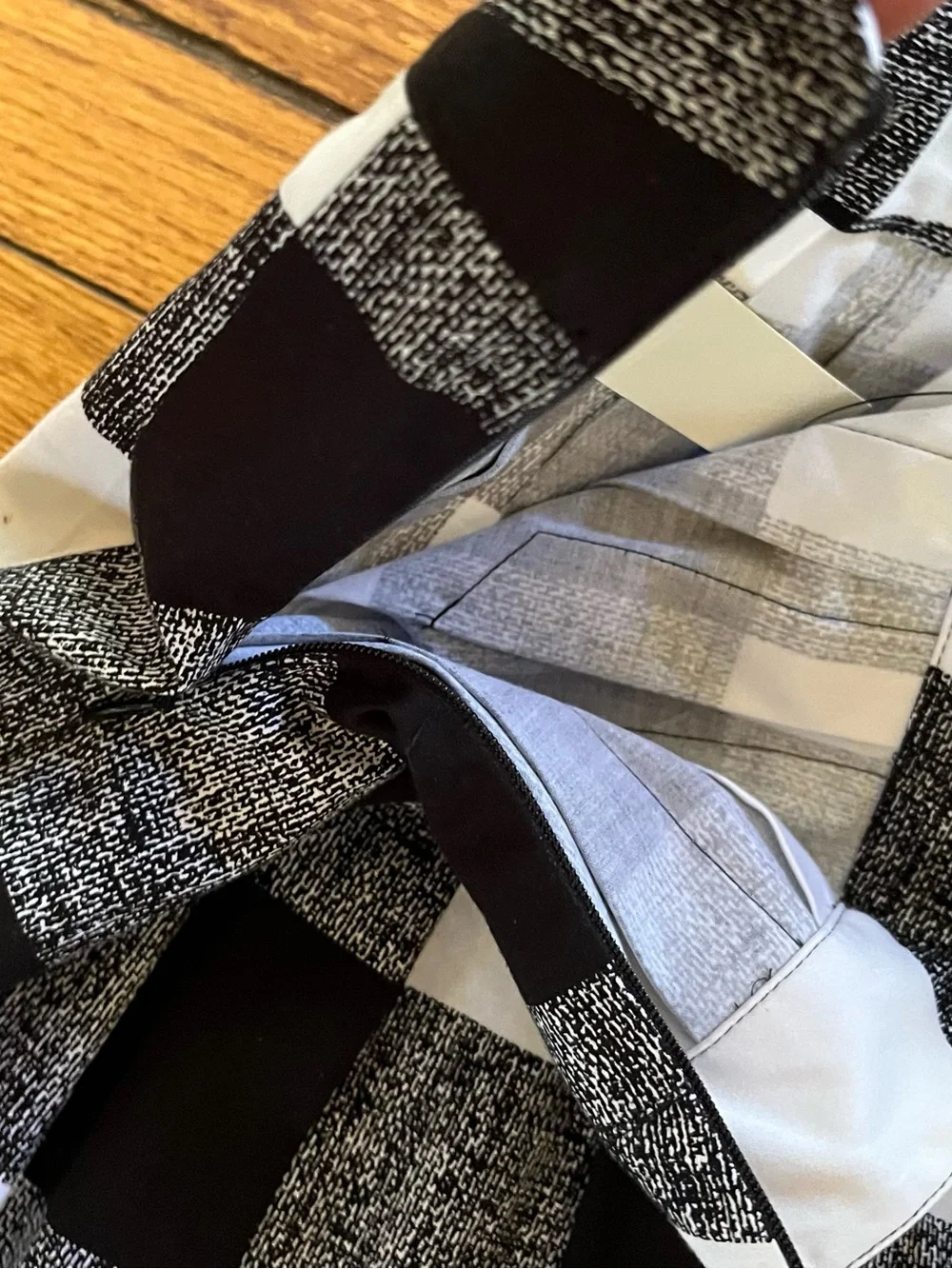 Talbots Buffalo Check Plaid Pleated A-Line Skirt Sz 8 Black White Cotton Blend